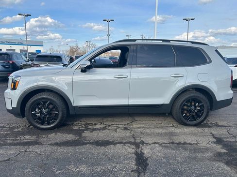 Used 2024 Kia Telluride SX Prestige X-Pro image 4