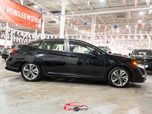 Used 2018 Honda Clarity Touring image 8