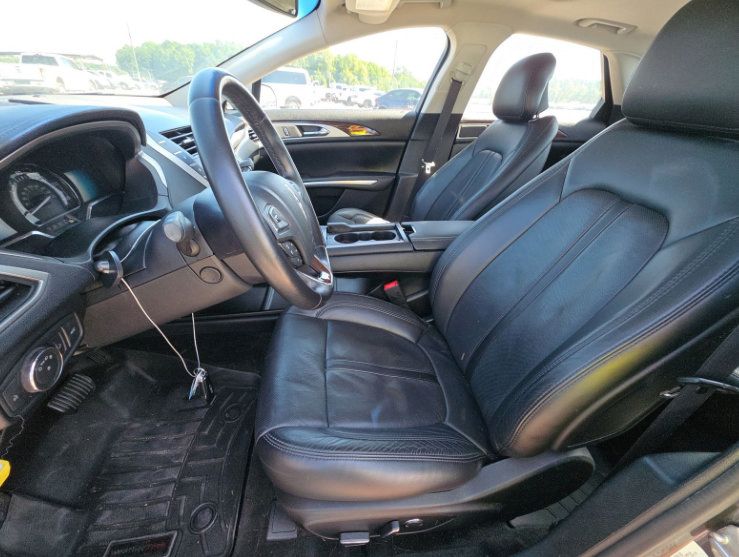 Used 2016 Lincoln MKZ Hybrid w/ Equipment Group 600A Reserve FWD image 11