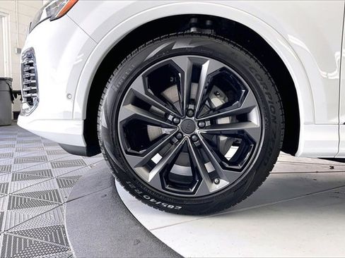 New 2026 Audi Q7 3.0T Premium Plus image 12