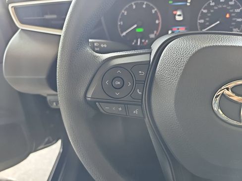 Used 2025 Toyota Corolla LE FWD image 16