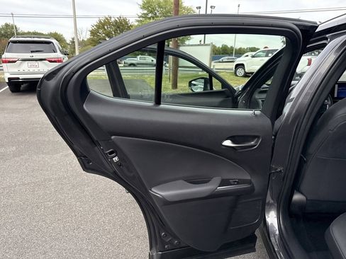Used 2025 Lexus UX 300h AWD image 36
