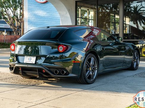 Used 2012 Ferrari FF image 6