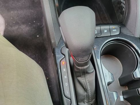 Used 2025 Chevrolet TrailBlazer LT AWD/4WD image 6