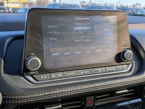 Used 2023 Nissan Rogue SV w/ SV Premium Package image 14