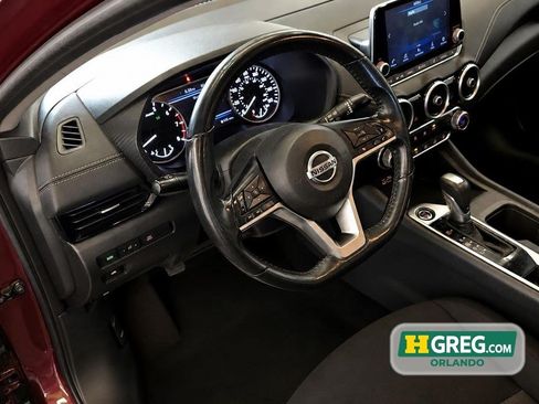 Used 2022 Nissan Sentra SV FWD image 11