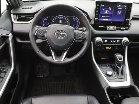 Used 2022 Toyota RAV4 XSE image 12