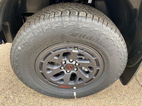 New 2026 Nissan Frontier PRO-4X AWD/4WD image 28