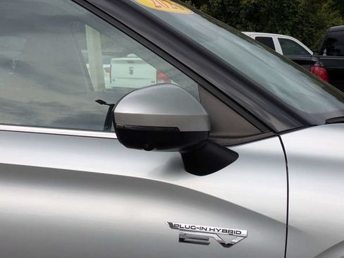 Used 2023 Mitsubishi Outlander SE AWD/4WD image 12