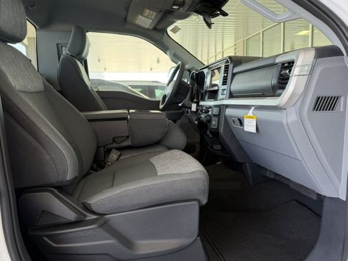 New 2026 Ford F350 XLT w/ FX4 Off-Road Package AWD/4WD image 6