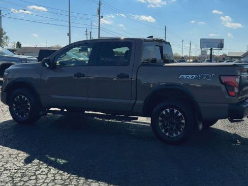 Used 2024 Nissan Titan PRO-4X w/ Pro-4x Utility Package image 6