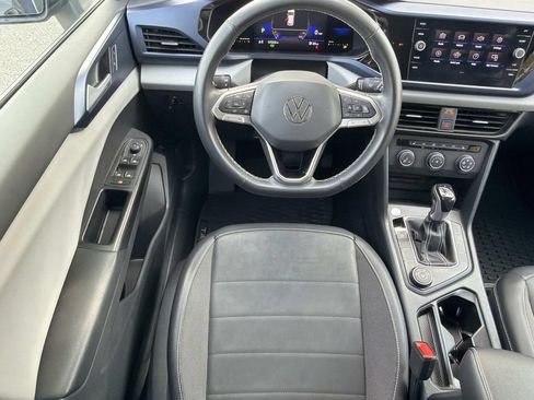 Used 2022 Volkswagen Taos SE AWD/4WD image 26