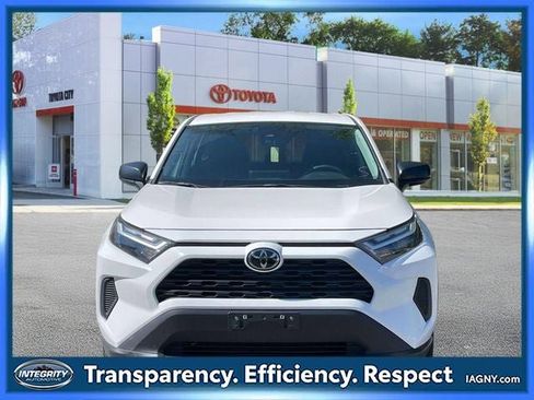 Used 2025 Toyota RAV4 LE AWD/4WD image 2