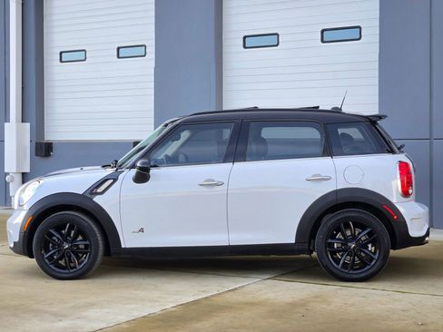 Used 2011 MINI Cooper Countryman S image 5