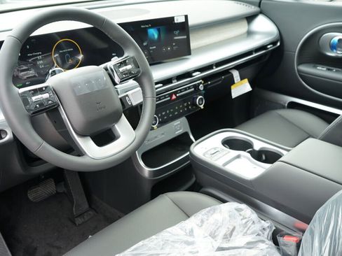 New 2026 Hyundai Ioniq 9 Limited w/ Tow & Go Package image 8