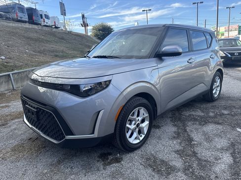 Used 2024 Kia Soul S image 7