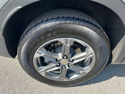 Used 2025 Chevrolet Blazer LT image 12