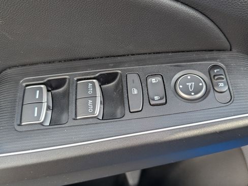 Used 2022 Honda Civic Sport Touring image 18