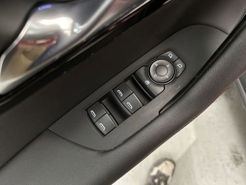 Used 2021 Chevrolet Blazer RS w/ Enhanced Convenience Package image 19