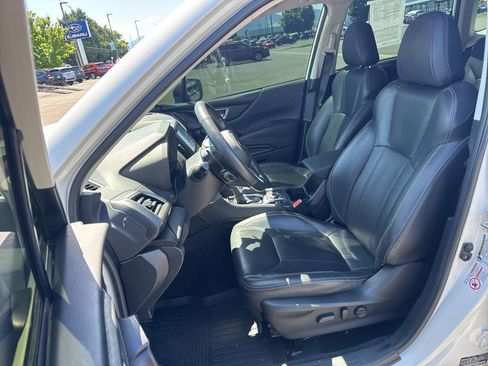 Used 2019 Subaru Forester Touring AWD/4WD image 10