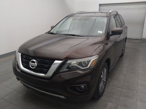 Used 2019 Nissan Pathfinder SL FWD image 15