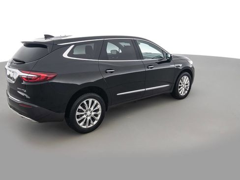 Used 2018 Buick Enclave Essence w/ Trailering Package image 5
