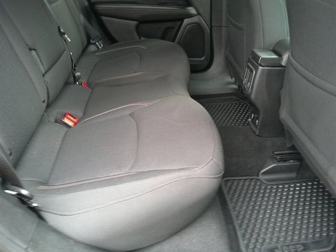 Used 2019 Jeep Compass Sport w/ Cold Weather Group image 23