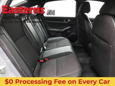 Used 2025 Honda Civic Sport image 22