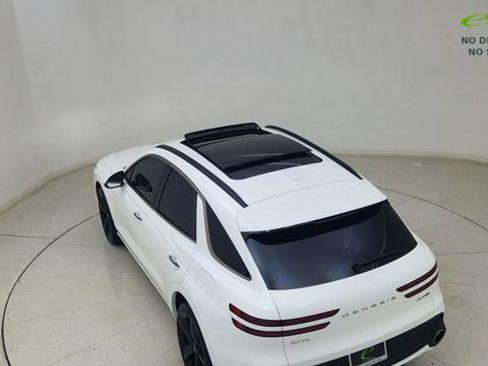 Used 2023 Genesis GV70 3.5T Sport w/ Sport Prestige Package AWD/4WD image 87