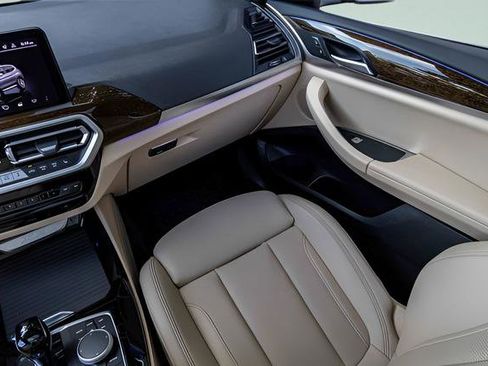 Used 2022 BMW X3 xDrive30i w/ Premium Package 2 image 21