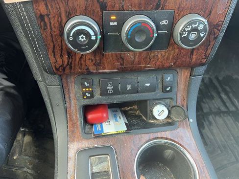 Used 2013 Chevrolet Traverse LT w/ All-Star Edition image 11