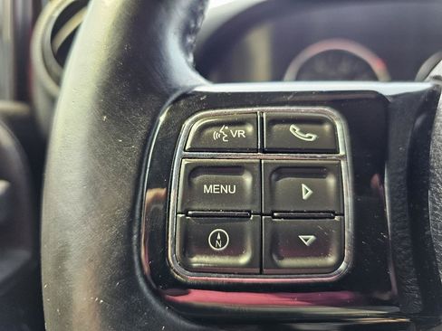 Used 2014 Jeep Wrangler Unlimited Sahara AWD/4WD image 8