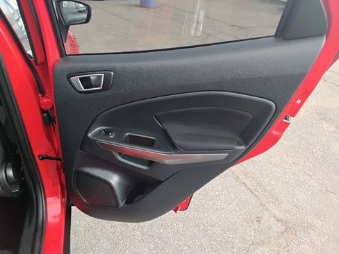 Used 2019 Ford EcoSport SE image 16