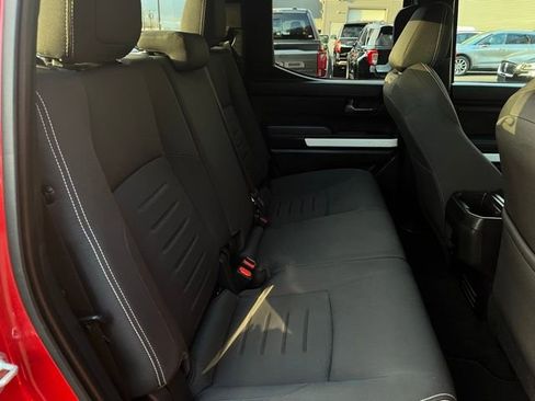 Used 2024 Toyota Tacoma TRD Off-Road image 22