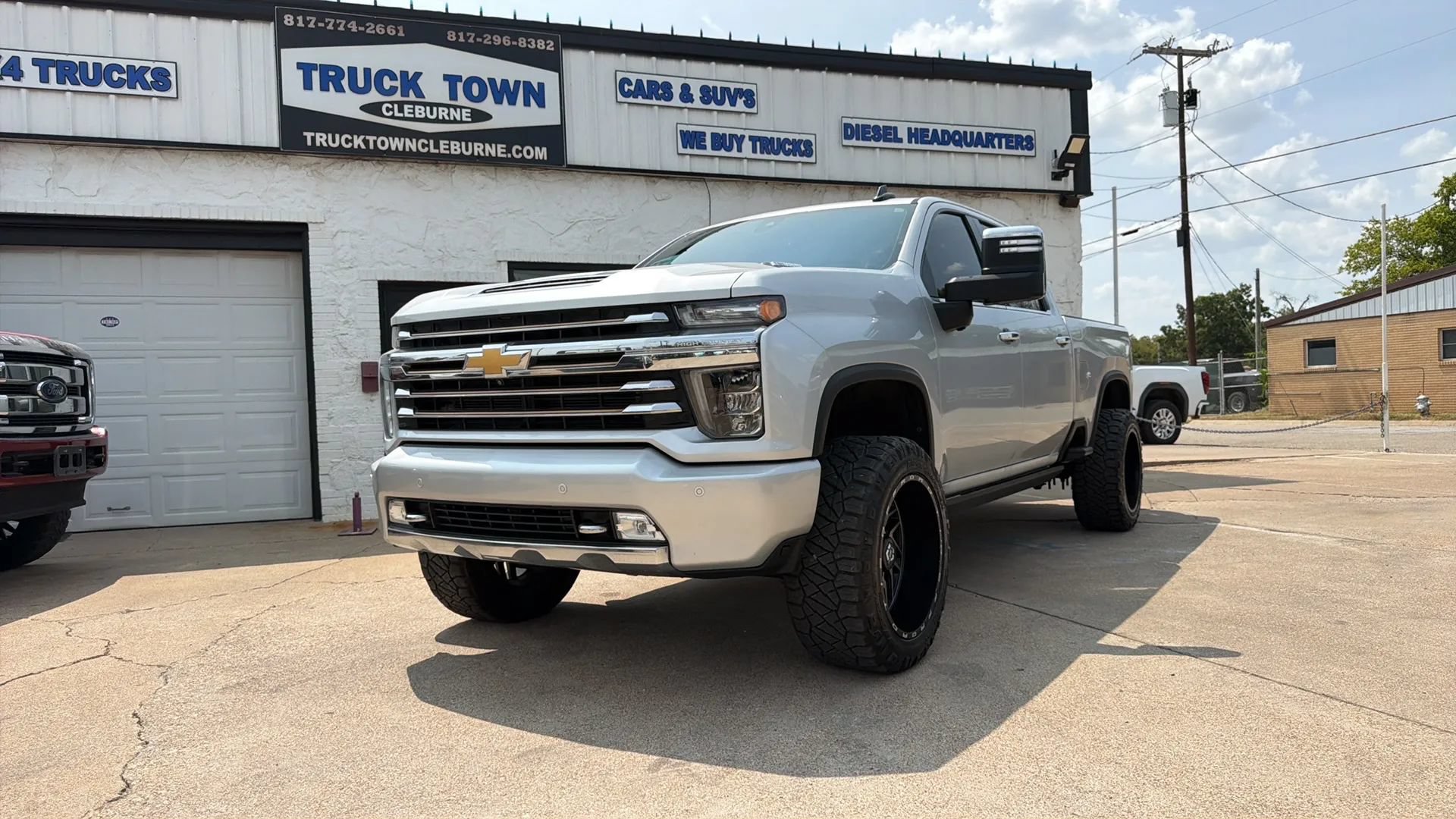 Used 2021 Chevrolet Silverado 2500 High Country w/ Z71 Off-Road Package AWD/4WD image 1