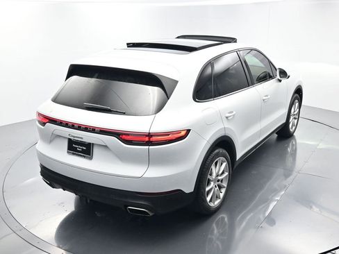 Used 2021 Porsche Cayenne image 36
