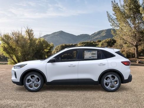 New 2026 Ford Escape ST-Line w/ Tech Pack #1 FWD image 3