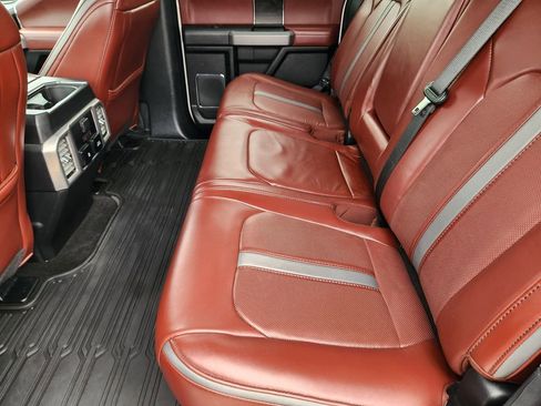 Used 2019 Ford F150 Platinum w/ Equipment Group 701A Luxury image 36