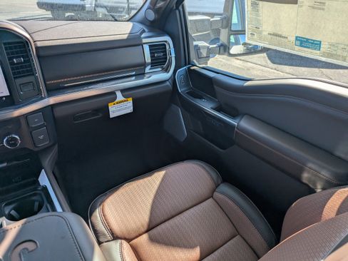 New 2026 Ford F250 King Ranch w/ Chrome Package AWD/4WD image 21