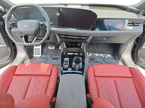 New 2025 Audi S6 e-tron Prestige image 9