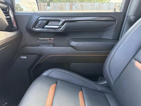 Used 2025 GMC Sierra 1500 AT4 w/ AT4 Premium Package image 35