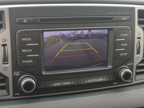 Used 2019 Kia Sportage LX image 29