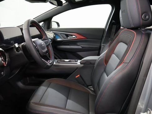 New 2026 Chevrolet Equinox EV RS image 11