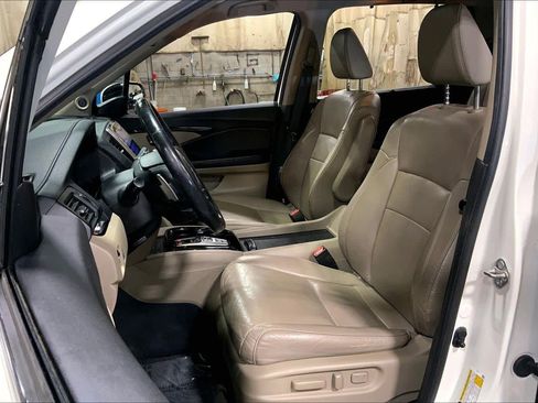 Used 2018 Honda Pilot Elite image 7