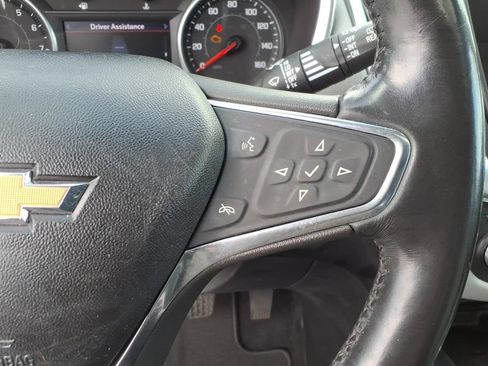 Used 2020 Chevrolet Equinox Premier FWD image 34