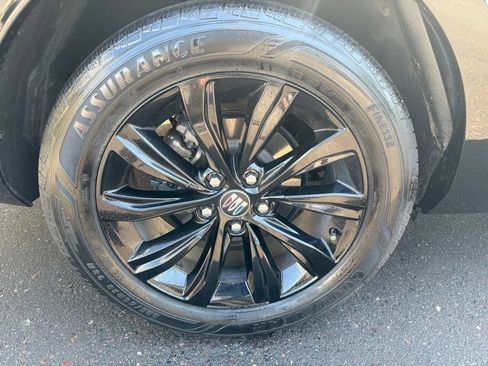 Used 2025 Buick Envista Sport Touring w/ Convenience I Package FWD image 7
