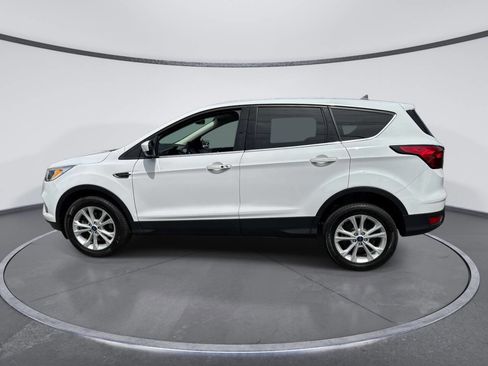 Used 2019 Ford Escape SE AWD/4WD image 2