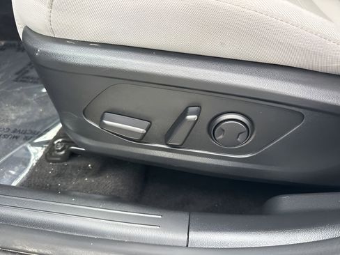 Used 2025 Hyundai Tucson SEL image 10