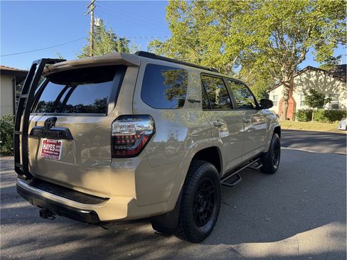 Used 2016 Toyota 4Runner TRD Pro AWD/4WD image 5