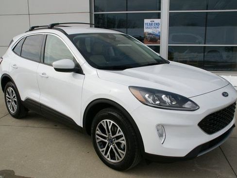 Used 2022 Ford Escape SEL image 8